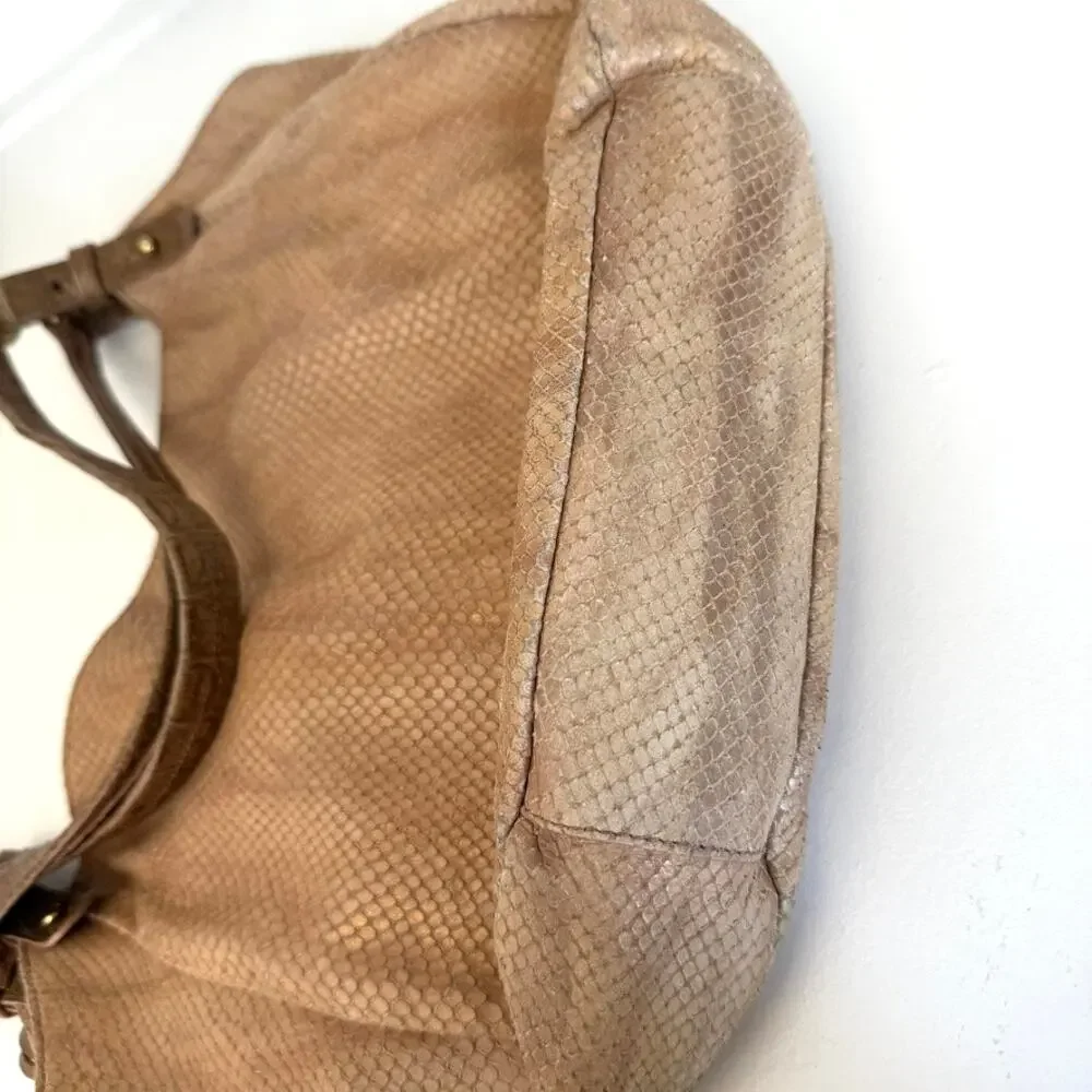 BRAHMIN Snakeskin Embossed Leather‎ Hobo Shoulder Bag Tan Neutral Boho Textured